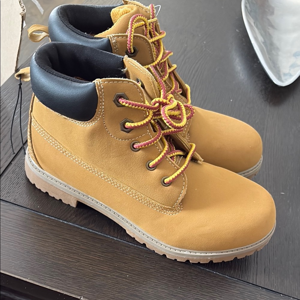 Wonder Nation Tan and Yellow Boots with Rugged Sole 5Y